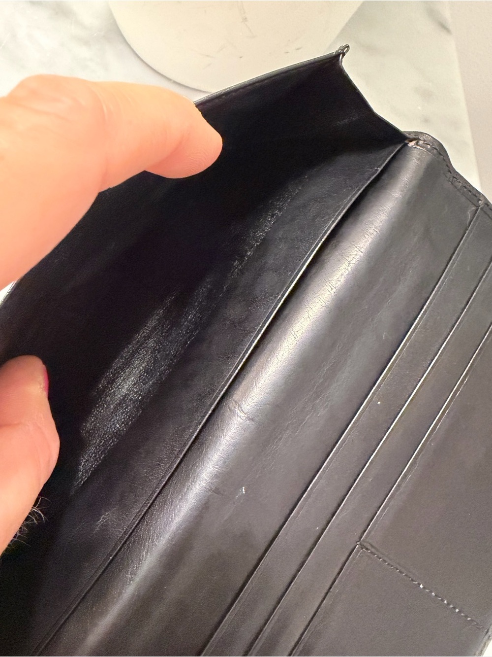 Valentino Garavani Bi-Fold Leather Wallet - Picture 5 of 13